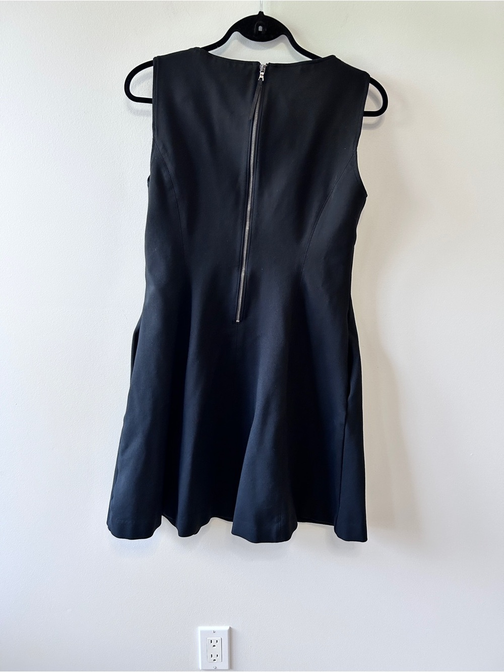 Spanx Women’s Size Large LBD Classic Black Sleeveless Fit Flare Dress Business - Picture 7 of 13